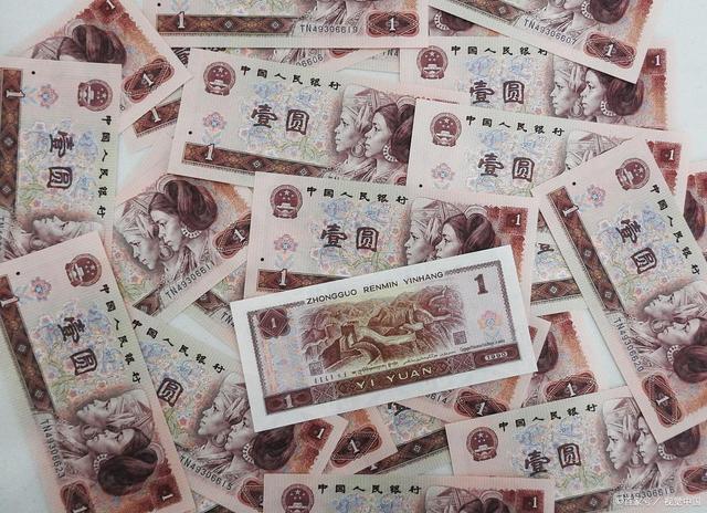 超市宣稱1元紙幣將退出歷史是怎么回事,是不是以后不能用了