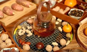 當云端美景遇見“舌尖美食”“雞公山云端創(chuàng)想火鍋季”火熱開啟